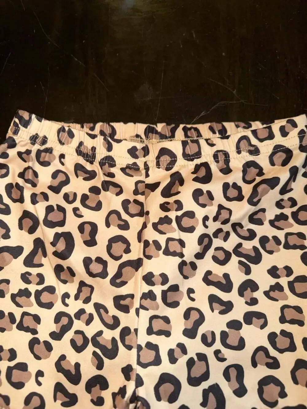 It's Fall Y'all Leopard Pumpkin Bleached Top and Leopard Leggings Size L (5)